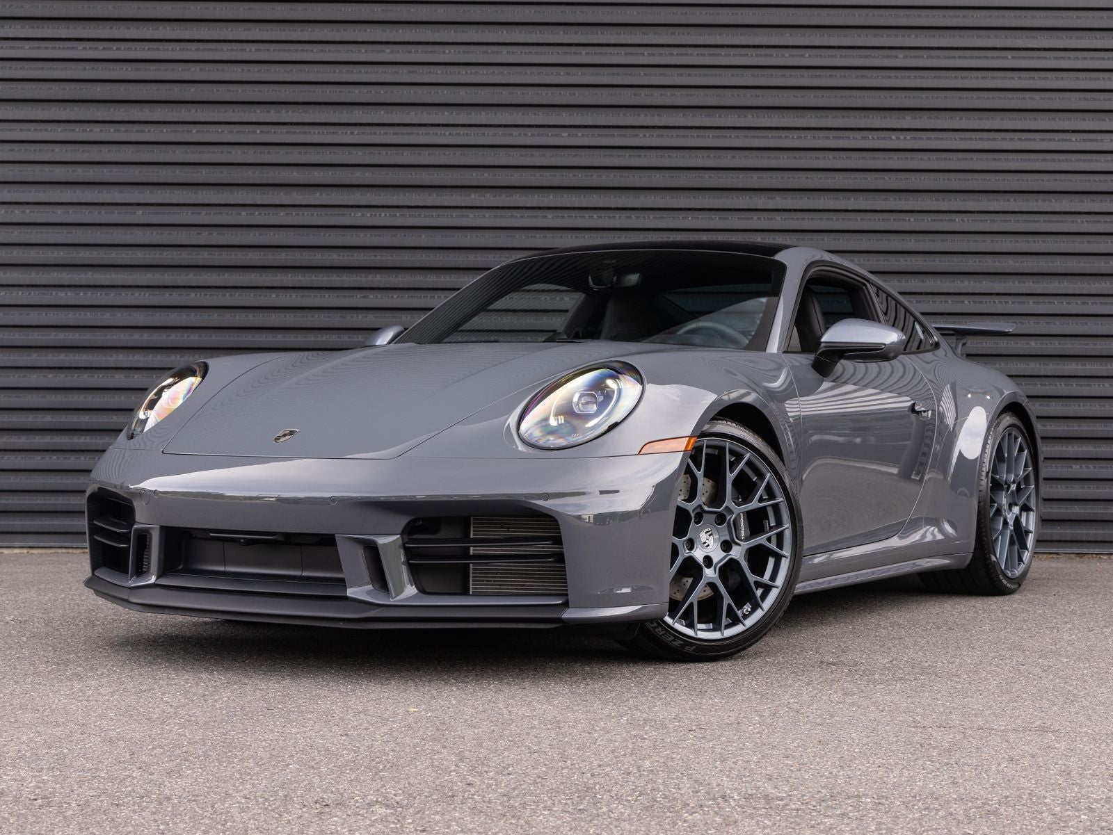 2025 Porsche 911 Carrera T
