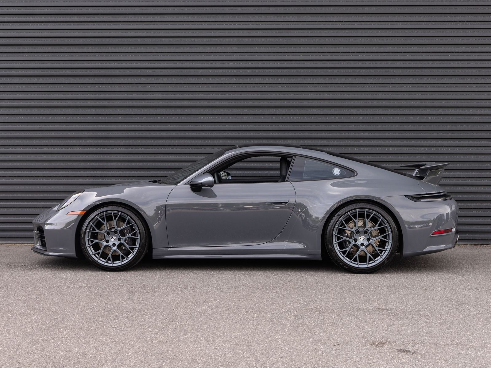2025 Porsche 911 Carrera T