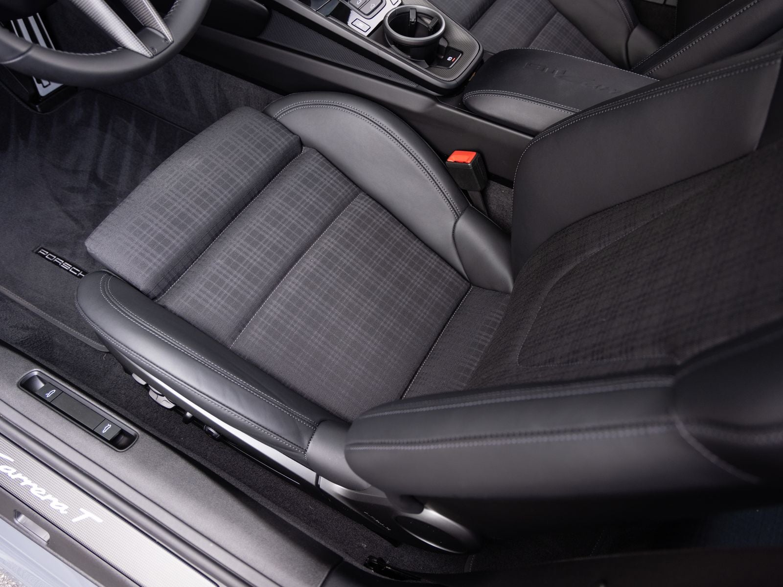 2025 Porsche 911 Carrera T