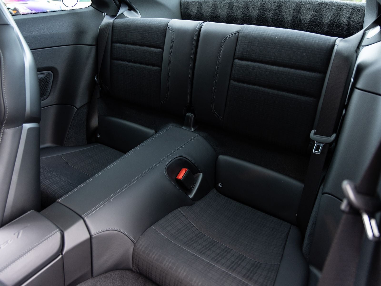 2025 Porsche 911 Carrera T