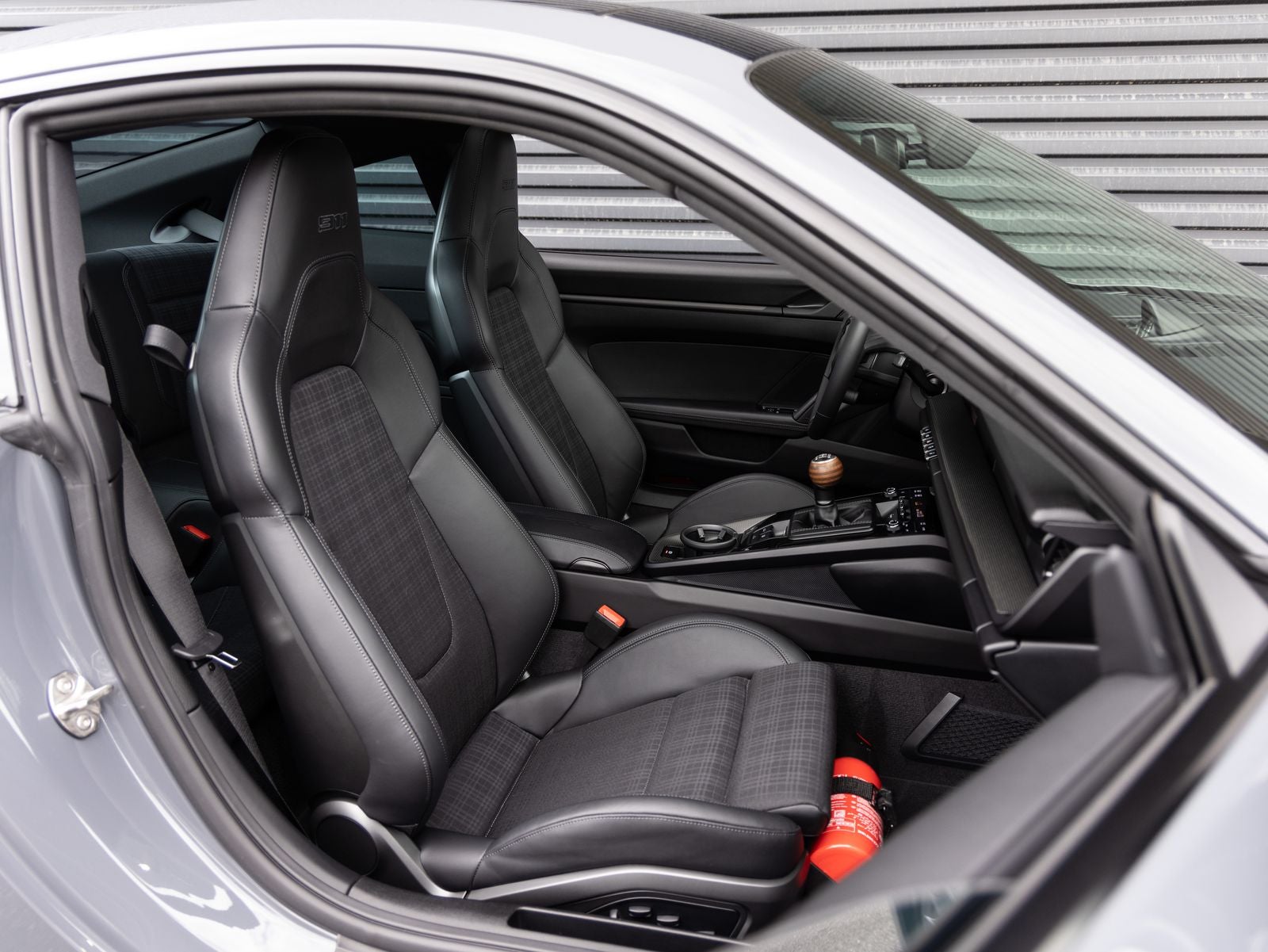 2025 Porsche 911 Carrera T