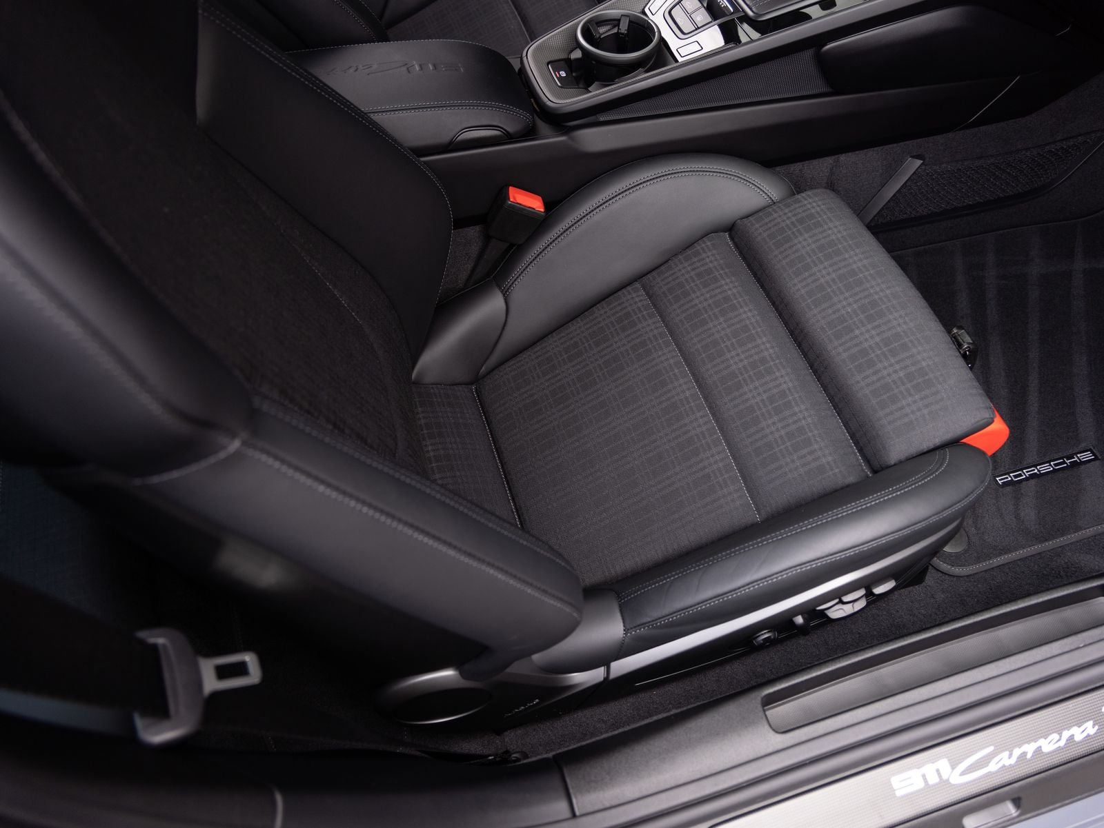 2025 Porsche 911 Carrera T