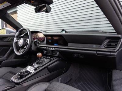 2025 Porsche 911 Carrera T