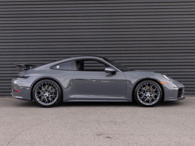 2025 Porsche 911 Carrera T