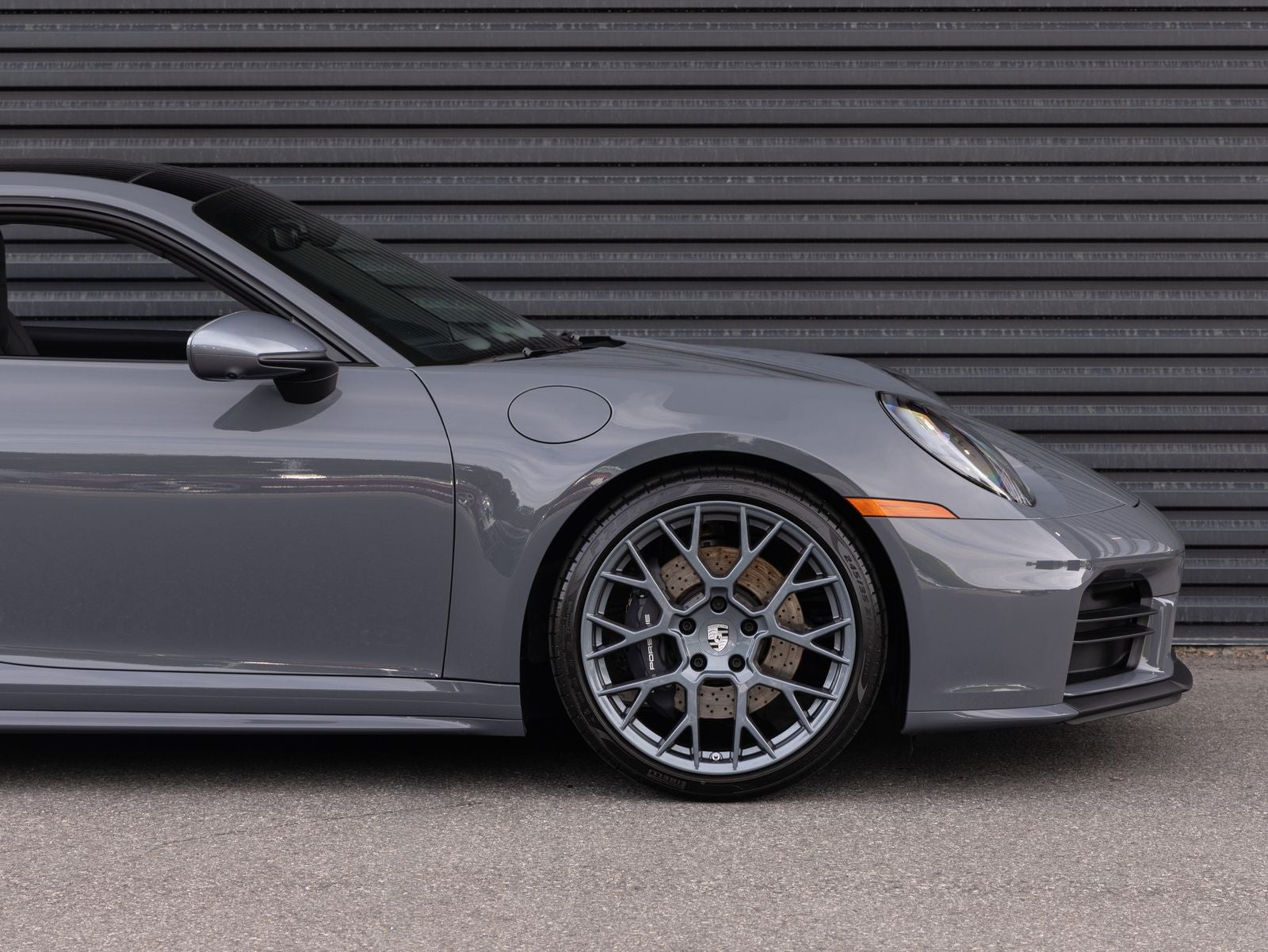 2025 Porsche 911 Carrera T
