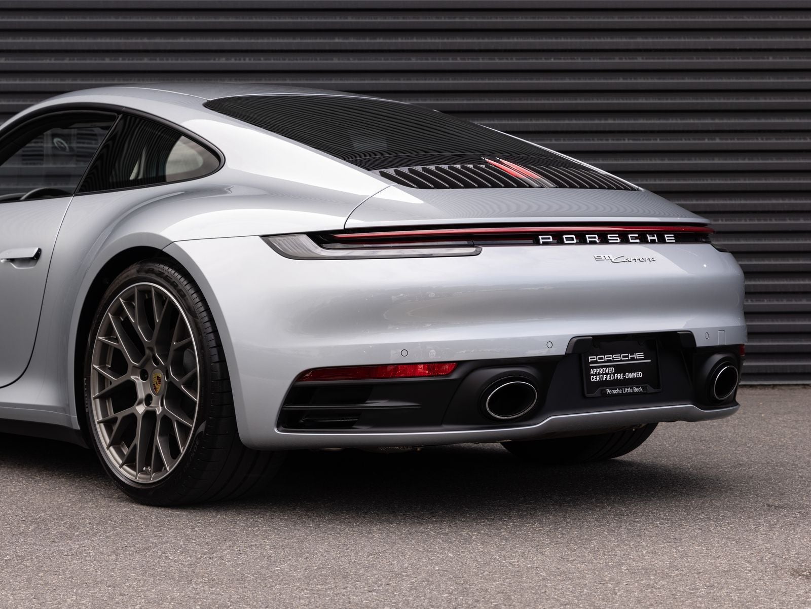 2021 Porsche 911 Carrera