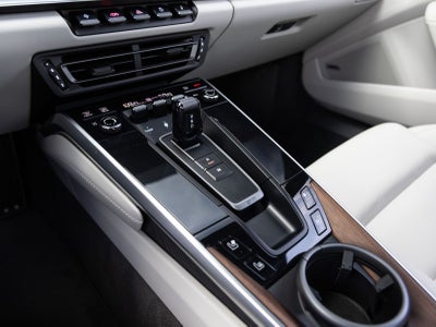 2021 Porsche 911 Carrera