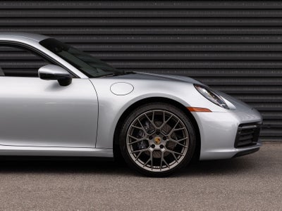 2021 Porsche 911 Carrera