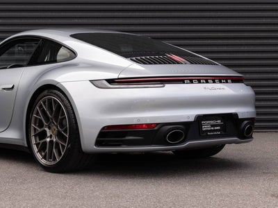 2021 Porsche 911 Carrera