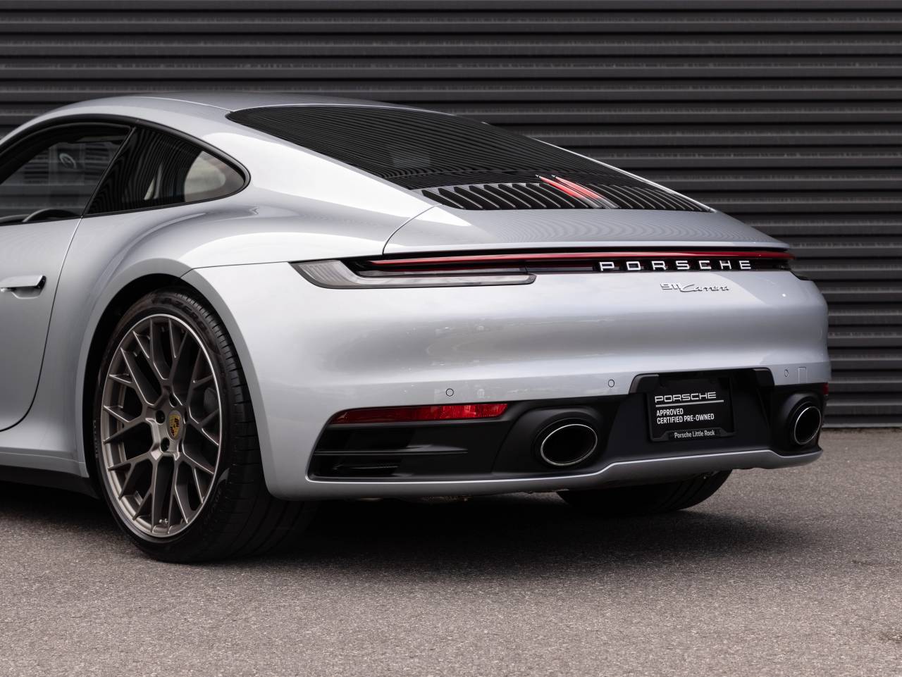 2021 Porsche 911 Carrera