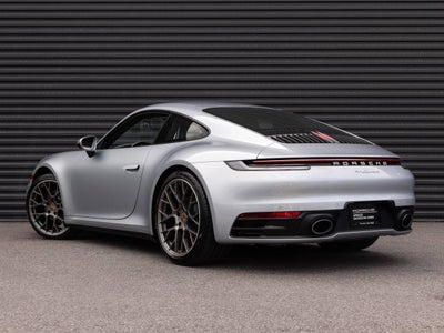 2021 Porsche 911 Carrera
