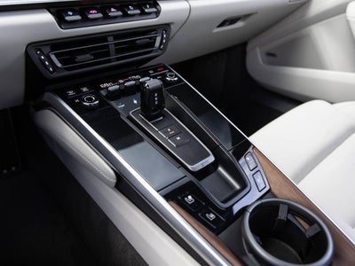 2021 Porsche 911 Carrera