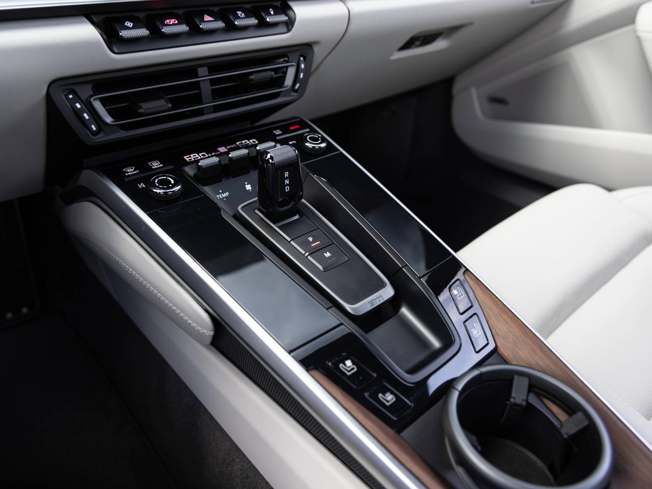 2021 Porsche 911 Carrera