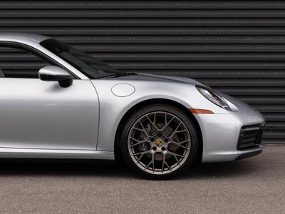 2021 Porsche 911 Carrera