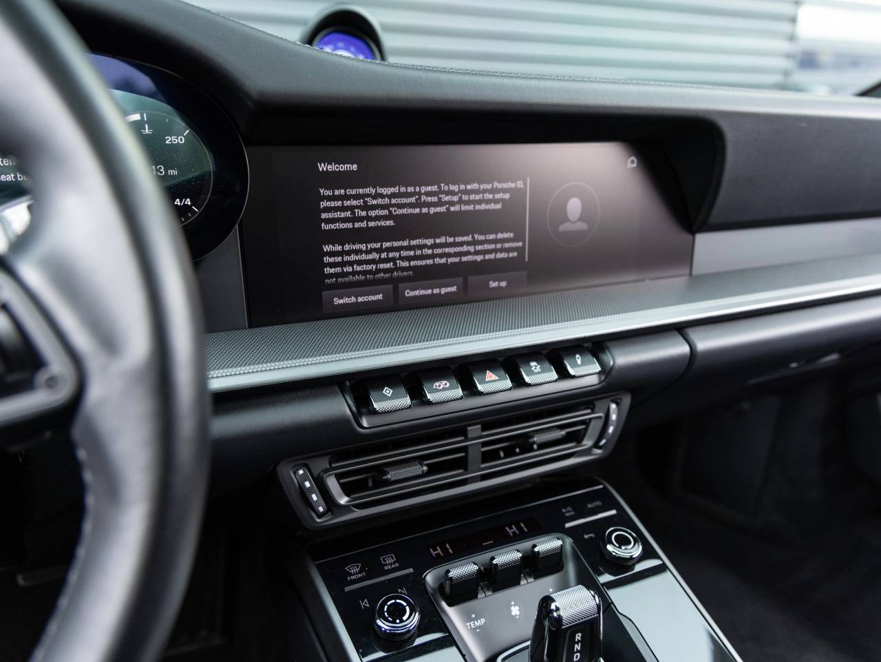 2024 Porsche 911 911 Carrera 4 (MY24)