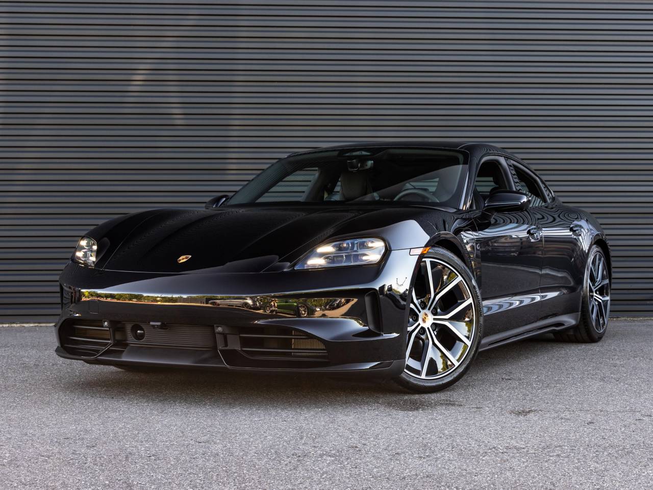 2026 Porsche Taycan Black Edition