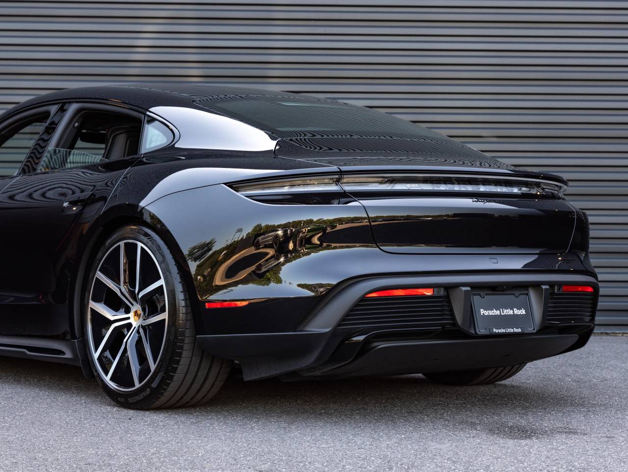2026 Porsche Taycan Black Edition