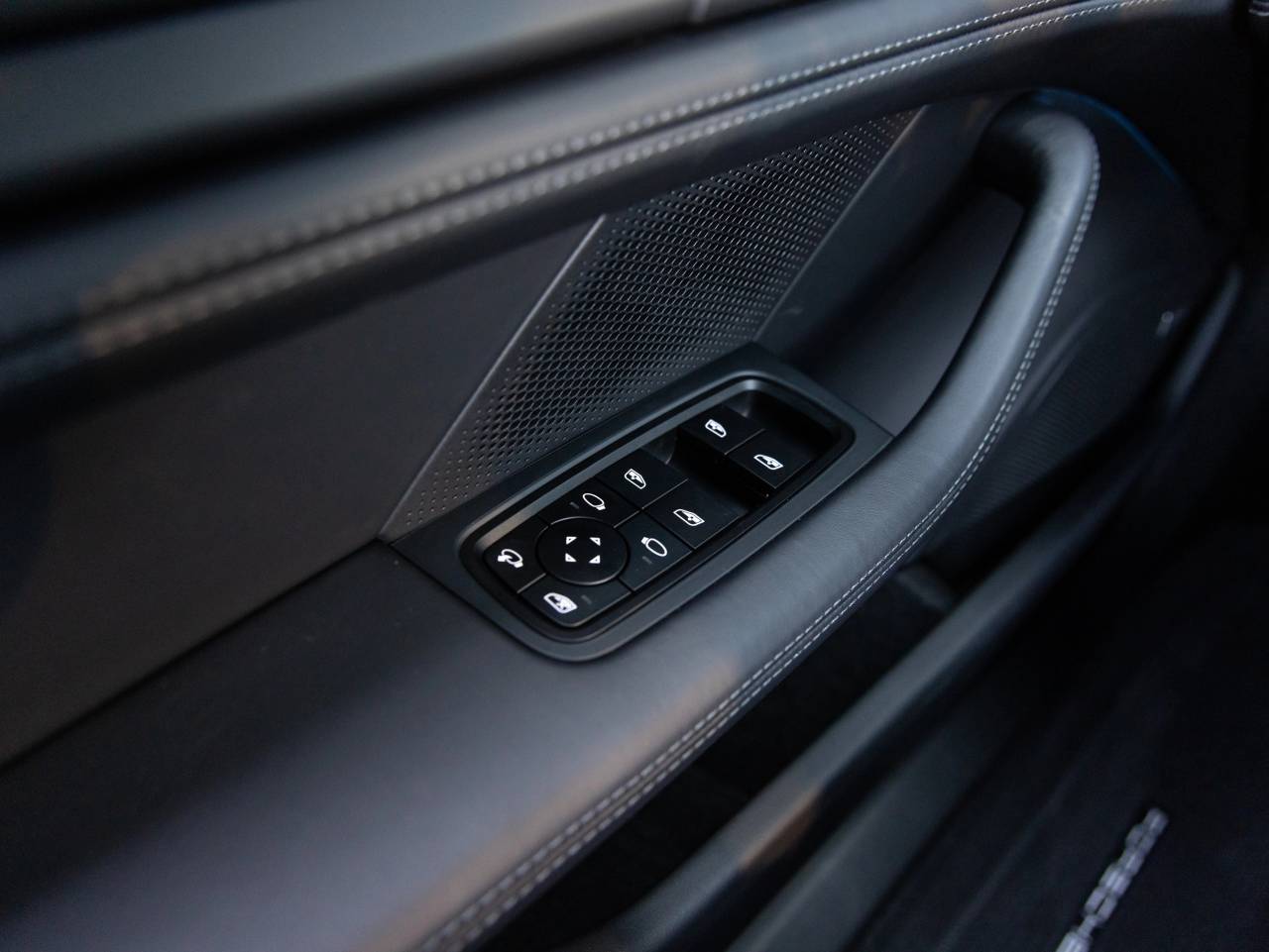 2026 Porsche Taycan Black Edition