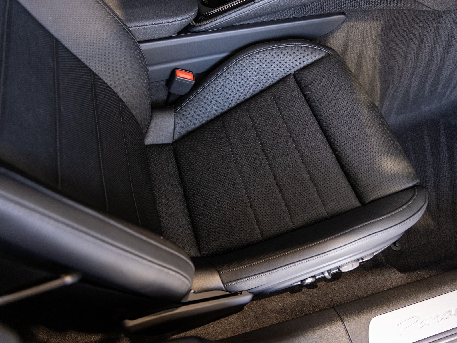 2026 Porsche Panamera Panamera 4