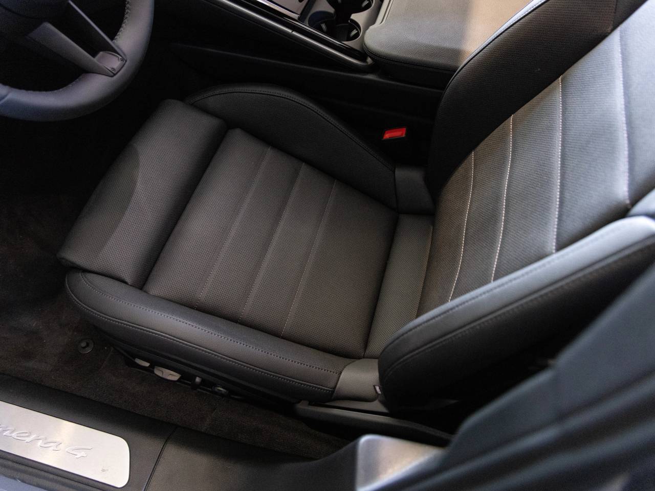 2026 Porsche Panamera Panamera 4