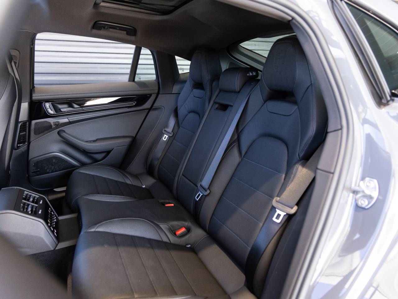 2026 Porsche Panamera Panamera 4