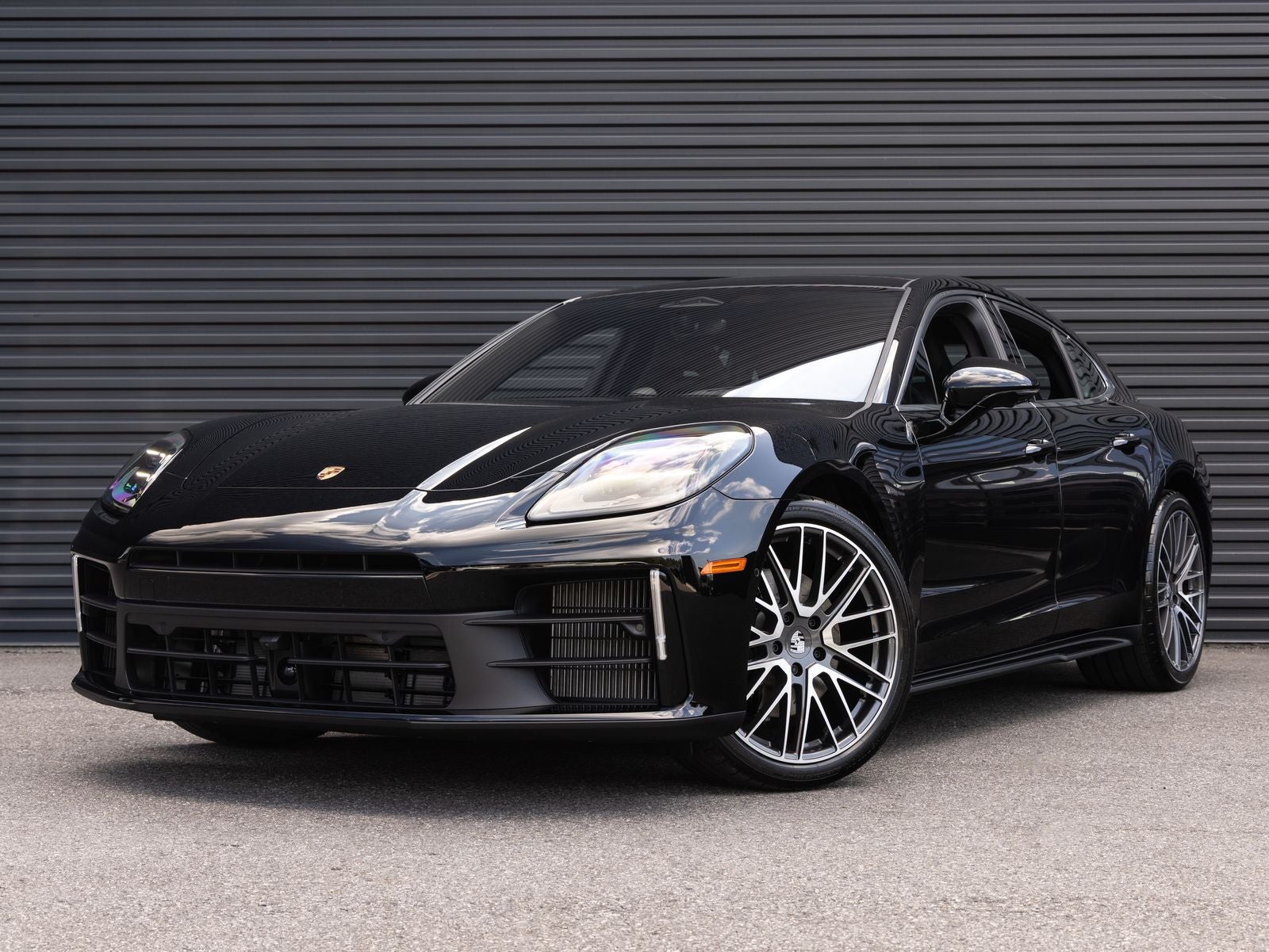 2026 Porsche Panamera RWD