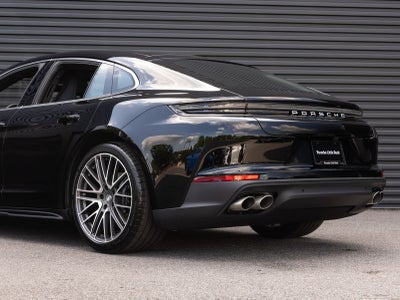 2026 Porsche Panamera RWD