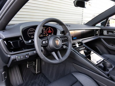 2026 Porsche Panamera RWD