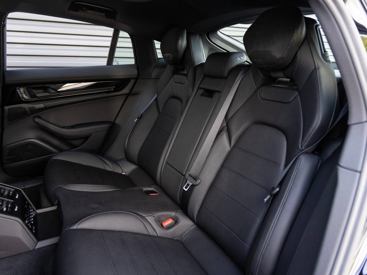 2026 Porsche Panamera RWD