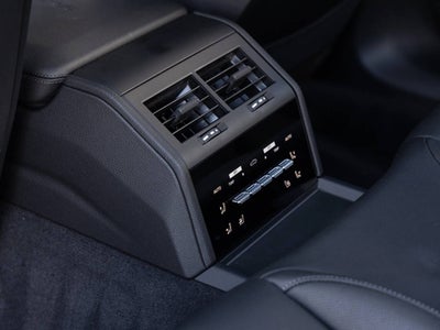 2026 Porsche Panamera RWD