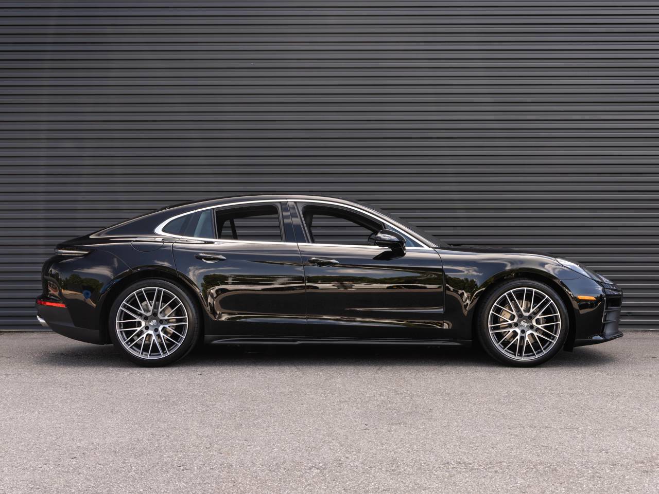 2026 Porsche Panamera RWD