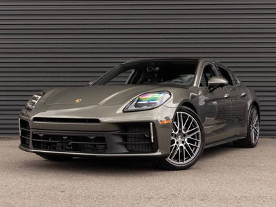 2026 Porsche Panamera 4