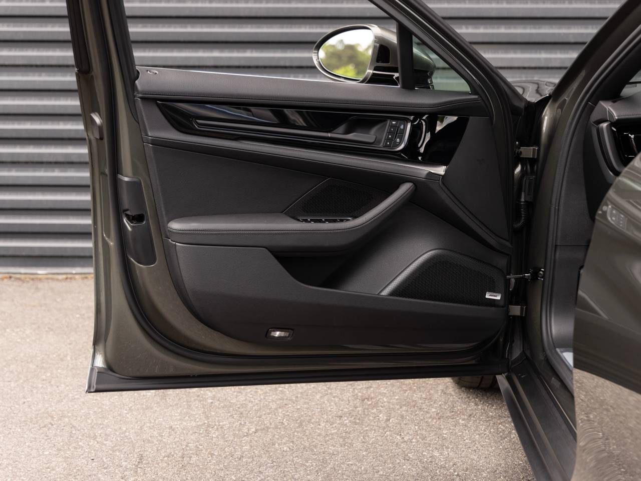 2026 Porsche Panamera 4