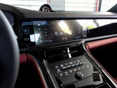 2025 Porsche Panamera Panamera 4