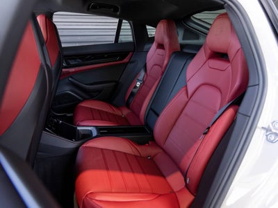 2025 Porsche Panamera Panamera 4