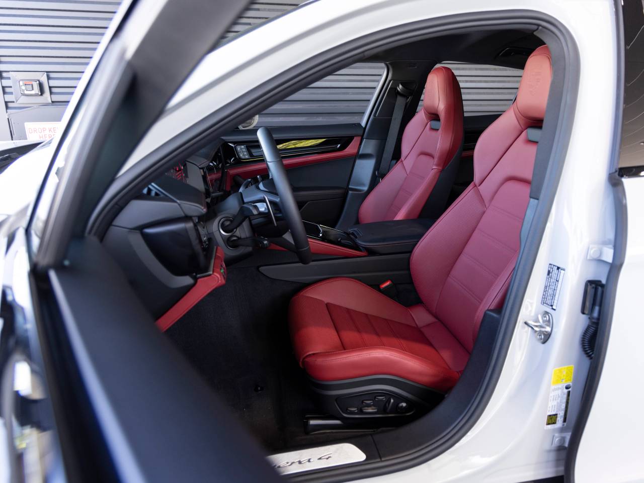 2025 Porsche Panamera Panamera 4