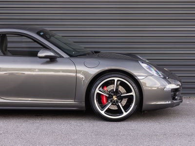 2013 Porsche 911 911 Carrera 4S Coupe