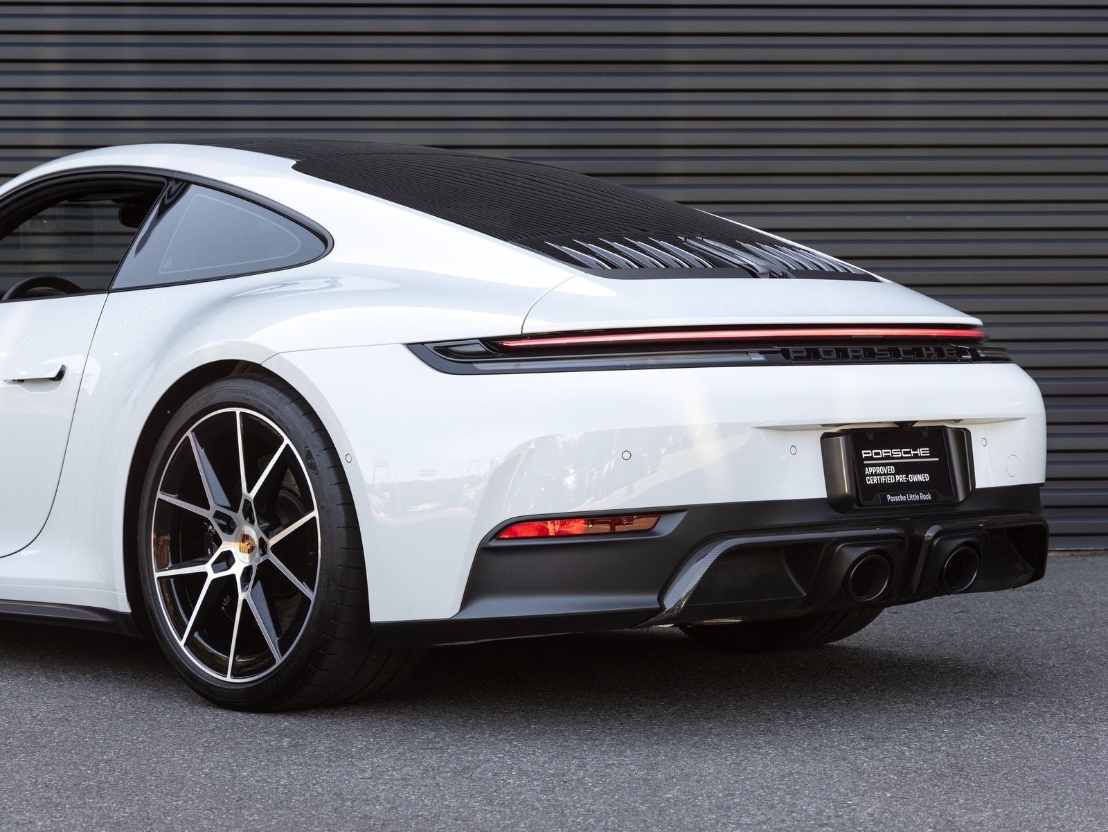 2025 Porsche 911 Carrera GTS