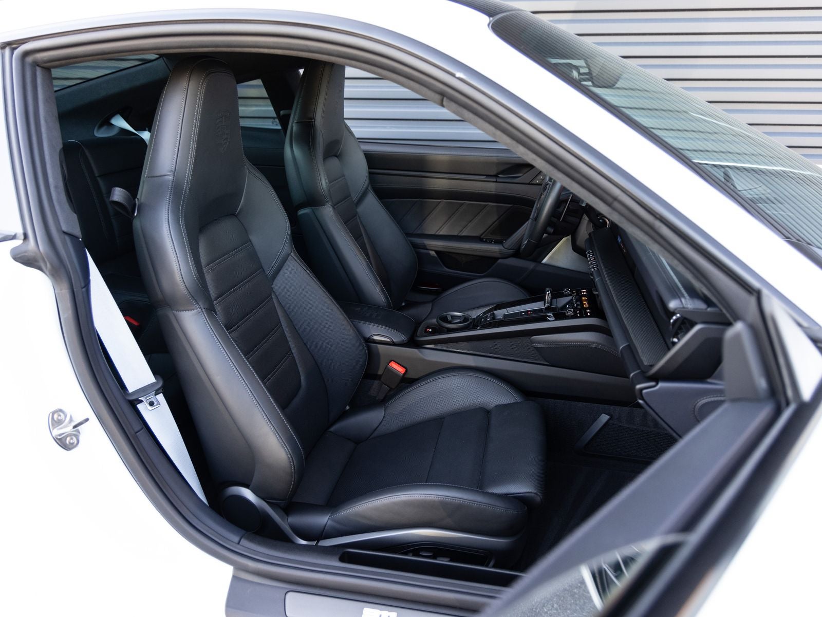 2025 Porsche 911 Carrera GTS