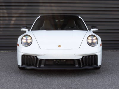 2025 Porsche 911 Carrera GTS