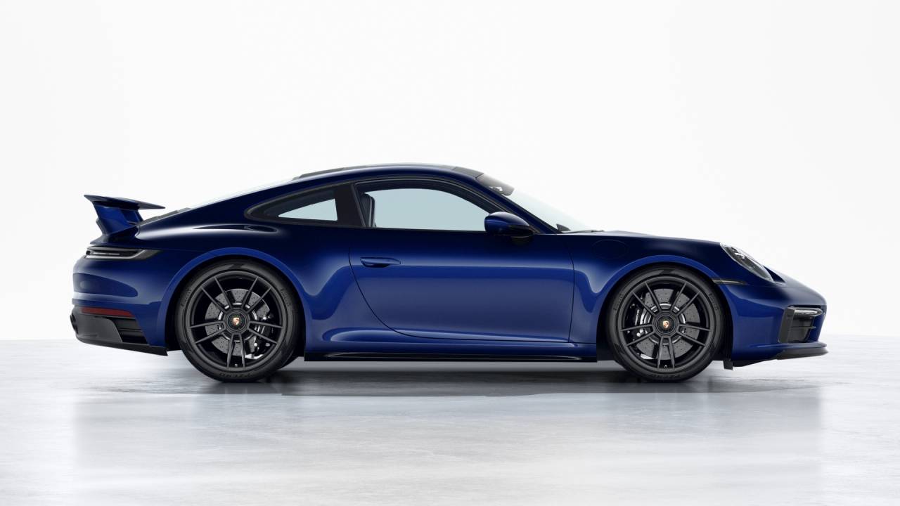 2024 Porsche 911 Carrera 4 GTS