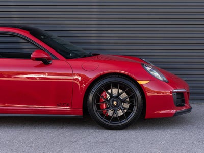 2019 Porsche 911 911 Carrera GTS