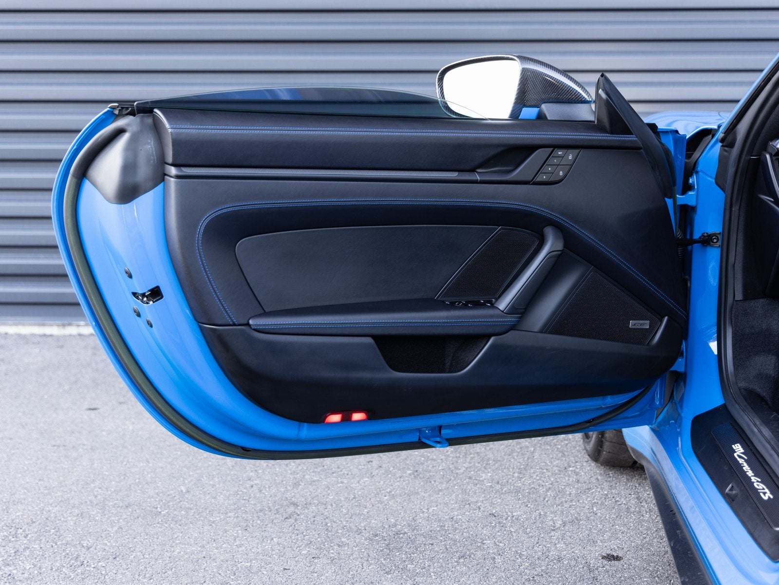 2022 Porsche 911 911 Carrera 4 GTS (MY22)