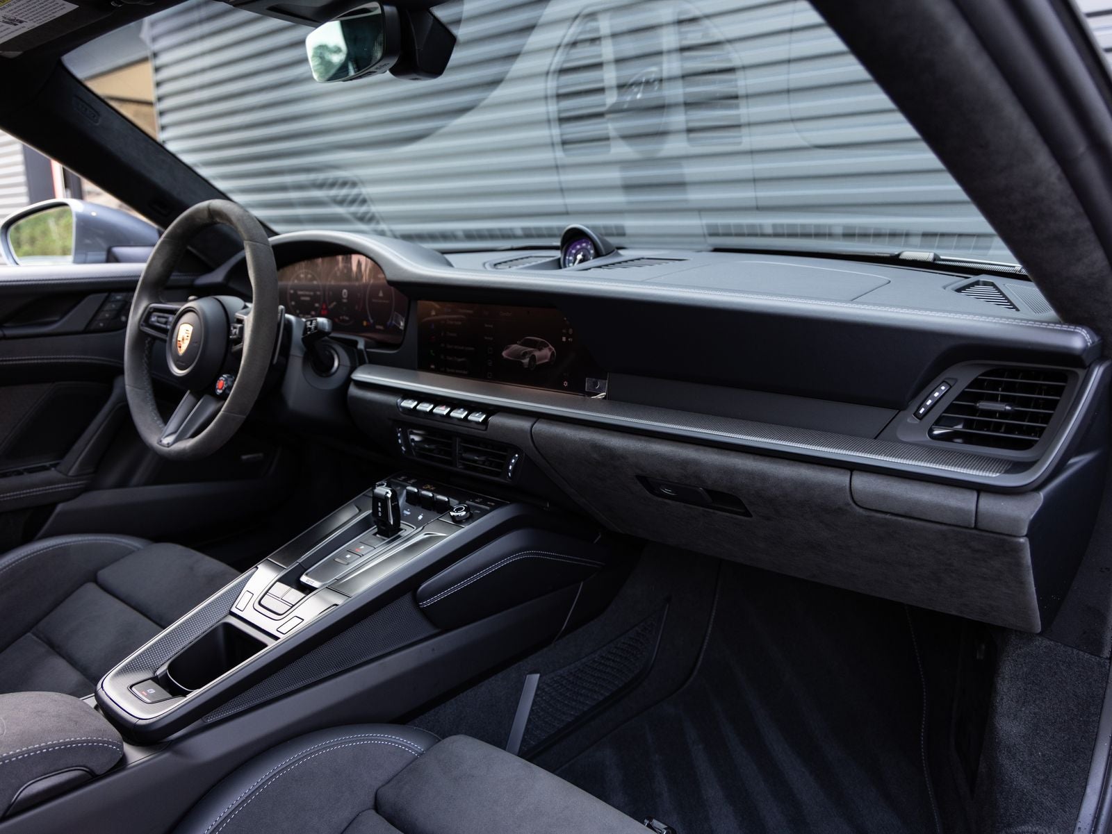 2025 Porsche 911 911 Carrera 4 GTS