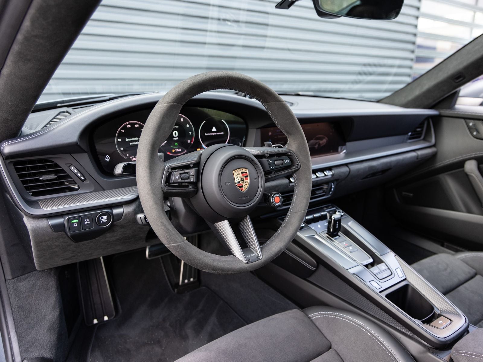 2025 Porsche 911 911 Carrera 4 GTS