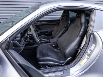 2025 Porsche 911 911 Carrera 4 GTS