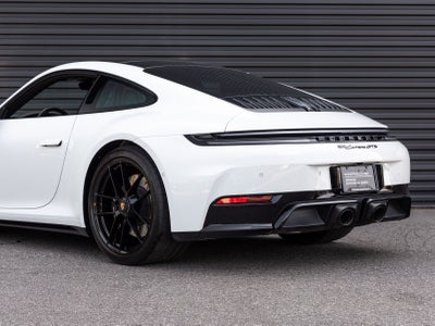 2025 Porsche 911 911 Carrera GTS