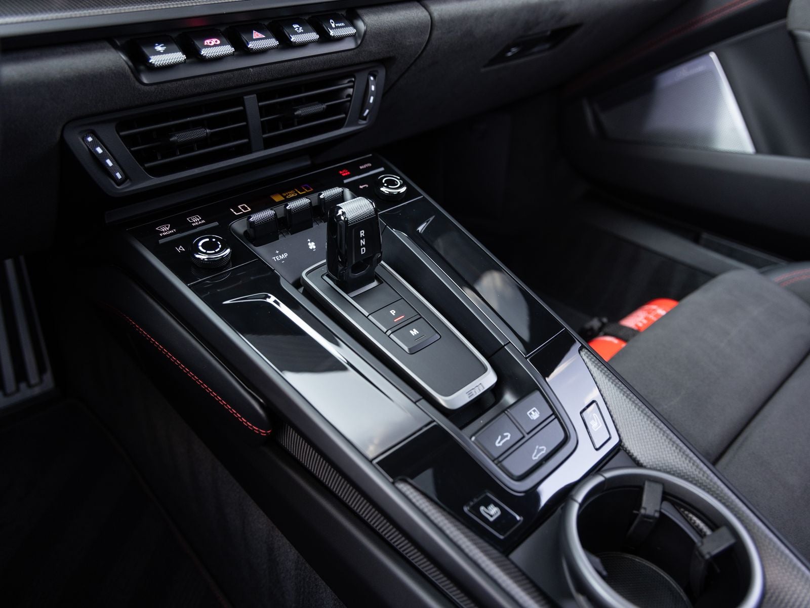 2025 Porsche 911 911 Carrera GTS
