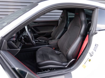 2025 Porsche 911 911 Carrera GTS