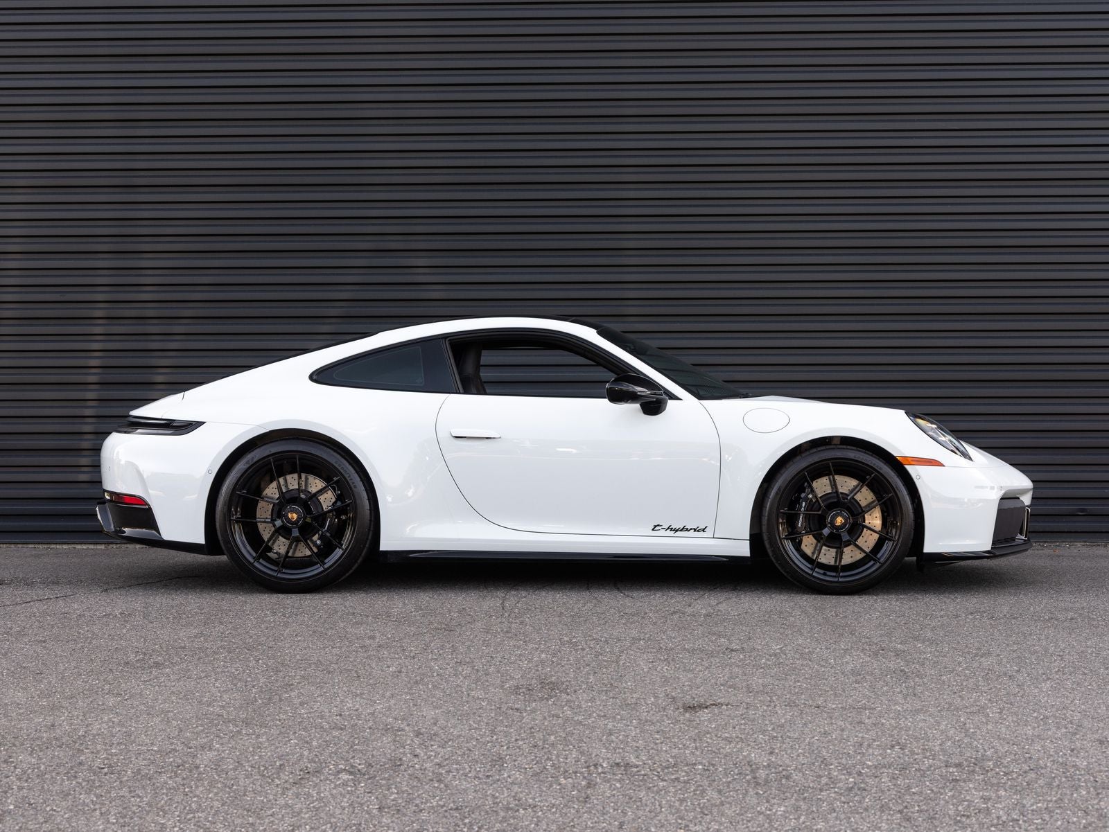 2025 Porsche 911 911 Carrera GTS